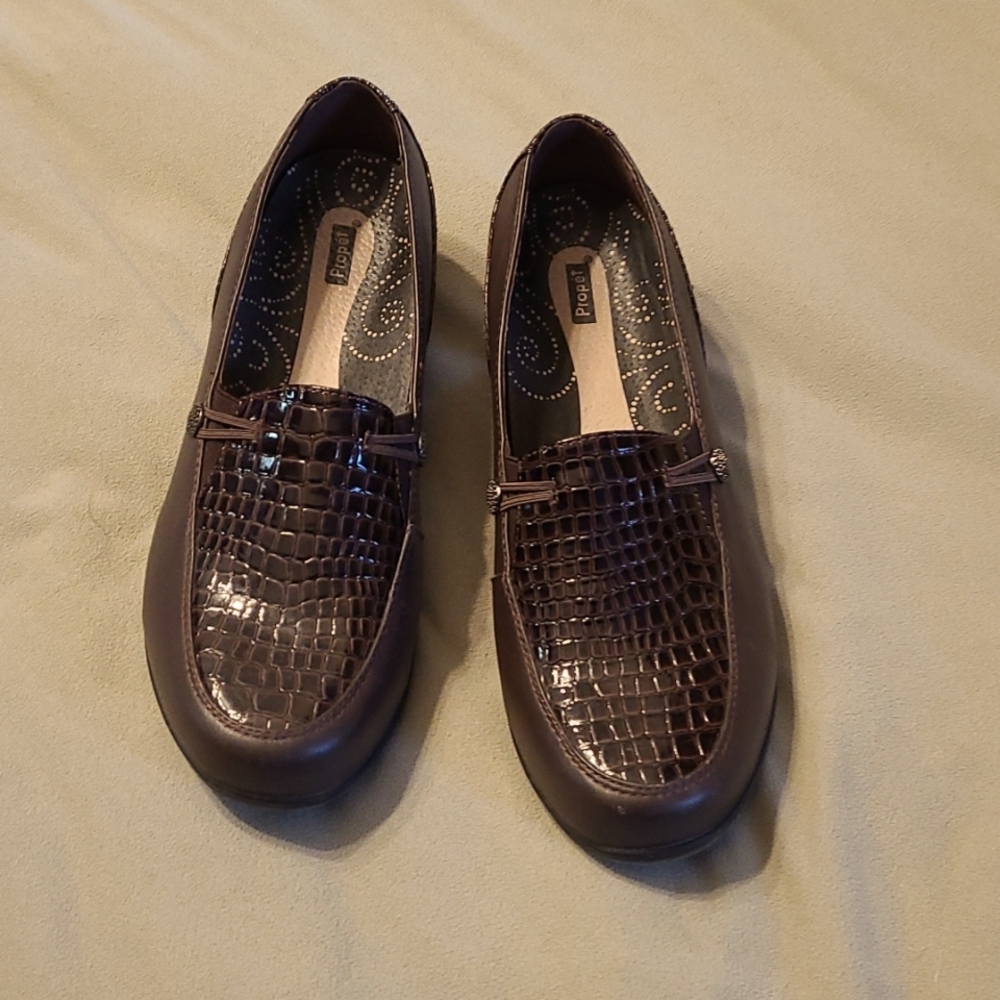 Propet Loafers